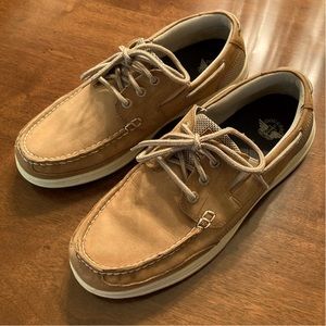 Men’s LIKE NEW Dockers slide on shoes. Size 9.5